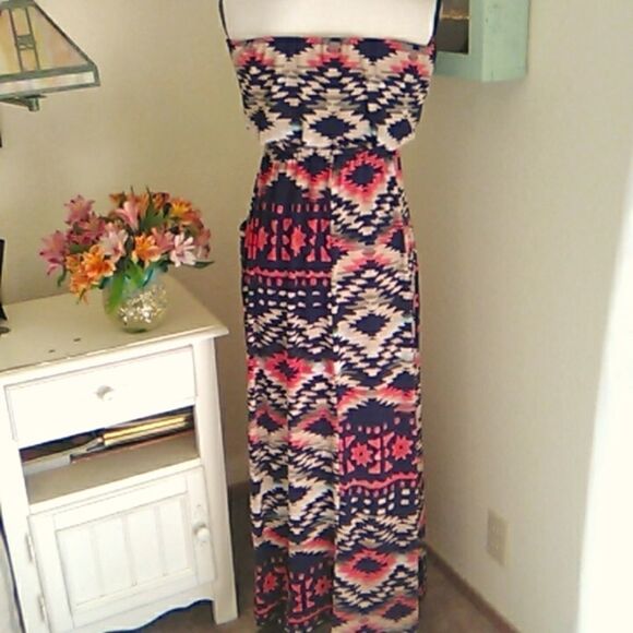 Three Pink Hearts Strapless Maxi Dress - Picture 7 of 12